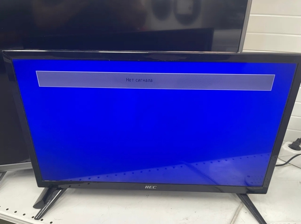 LED Телевизор HEC H24E06S
