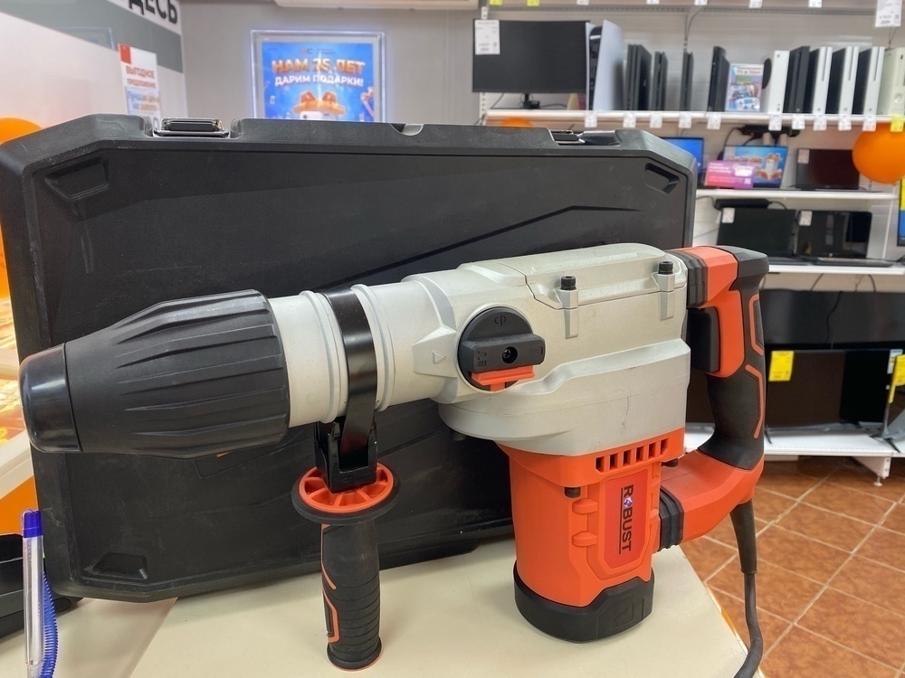 Перфоратор Robust RB30240