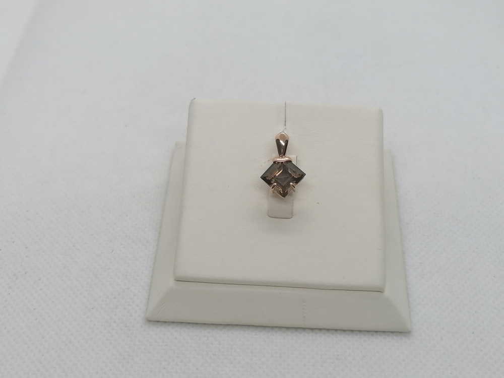 ПОДВЕСКА С КАМНЕМ (Au 585)