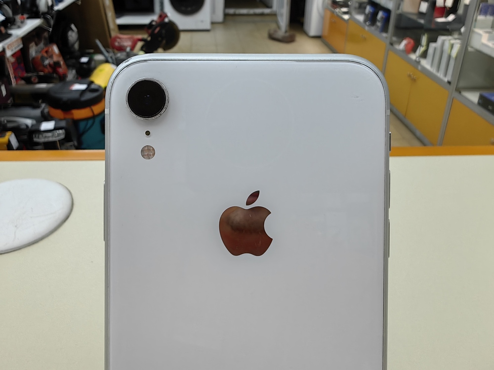 Смартфон Apple iPhone Xr 64Gb
