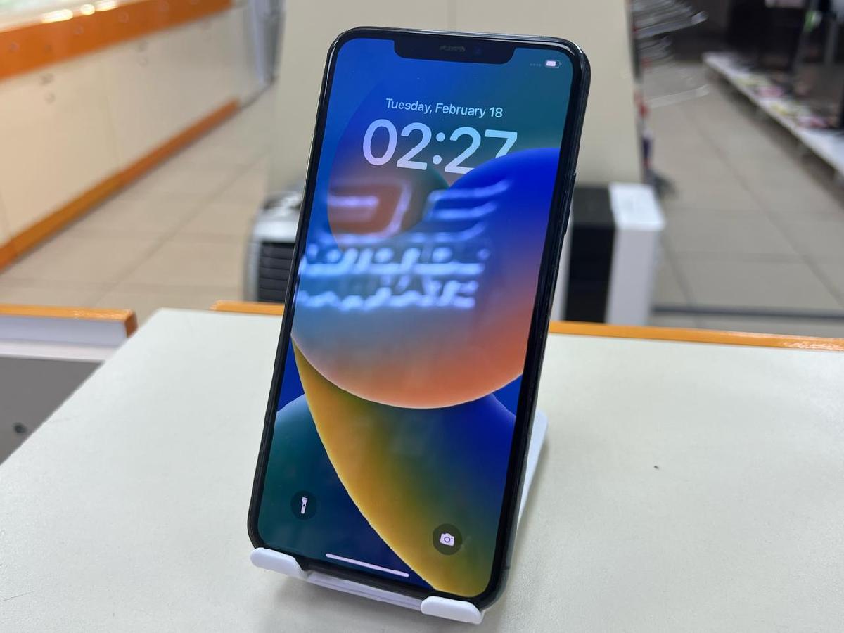 Смартфон Apple iPhone 11 Pro Max 64Gb