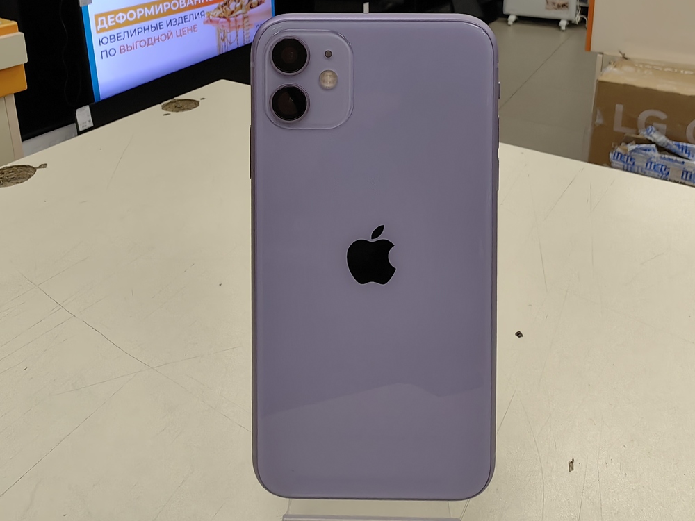 Смартфон Apple iPhone 11 128Gb