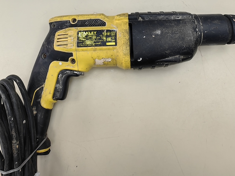 Перфоратор Stanley SHR263K
