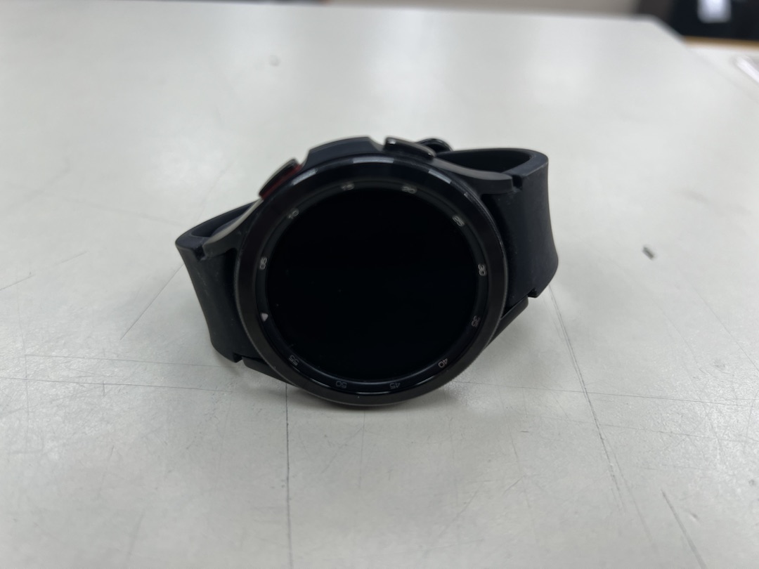 Смарт-часы Samsung Galaxy Watch 4