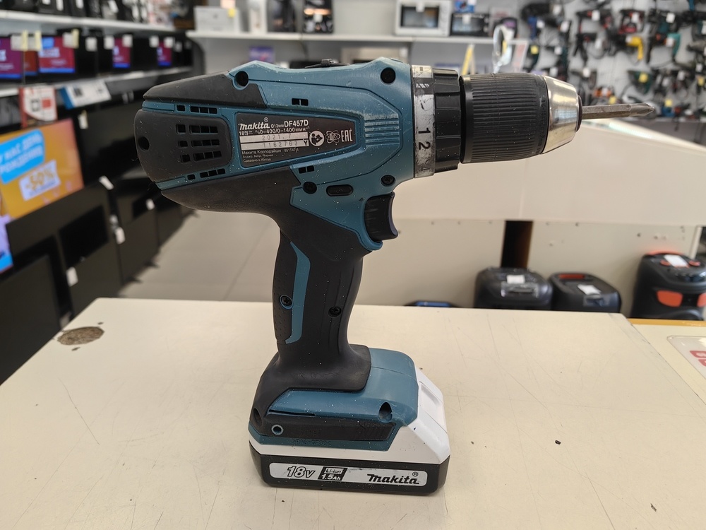 Шуруповерт Makita DF457DWE Шуруповерт Makita DF457DWE
