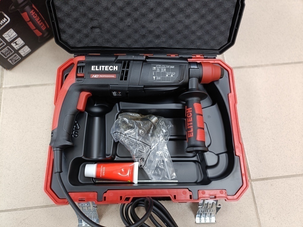 Перфоратор Elitech RH 0928RE