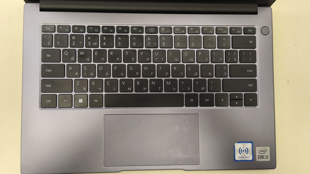 Ноутбук Huawei Matebook D 14; Core i3-10110U, Intel UHD Graphics 620, 8 Гб, 250 Гб, Нет