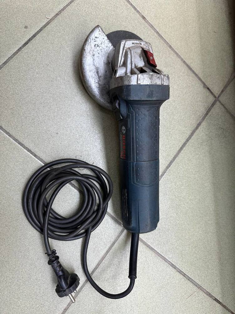 Угловая шлифмашина Bosch GWS 9-125S