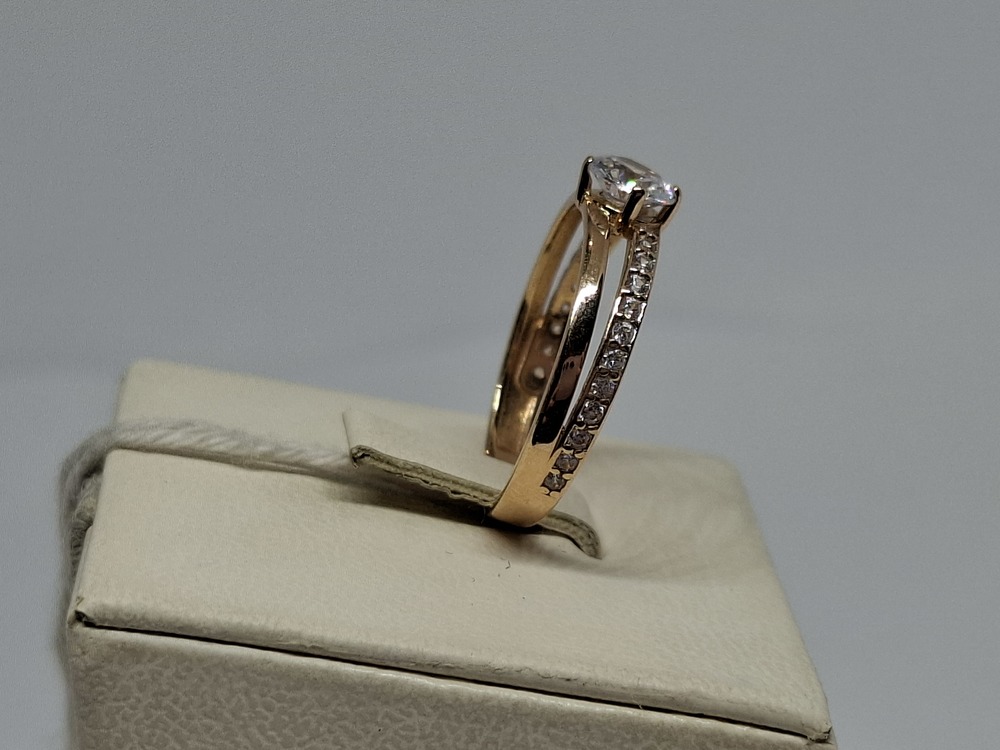 КОЛКМИ585 КОЛЬЦО С КАМНЯМИ (Au 585)