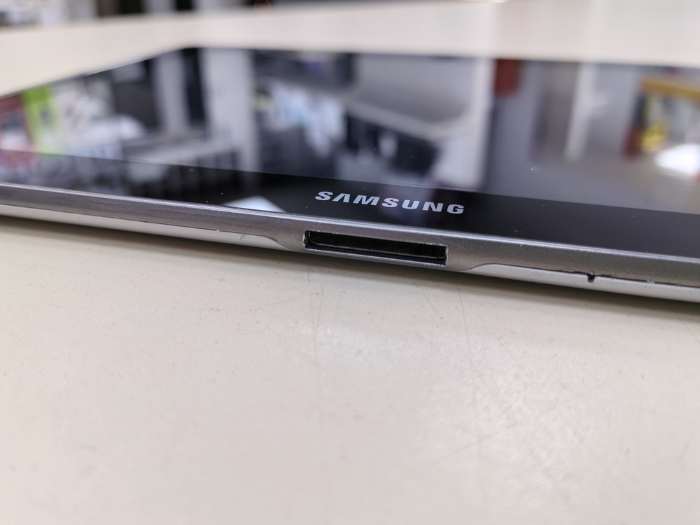 Планшет Samsung GT-P5100