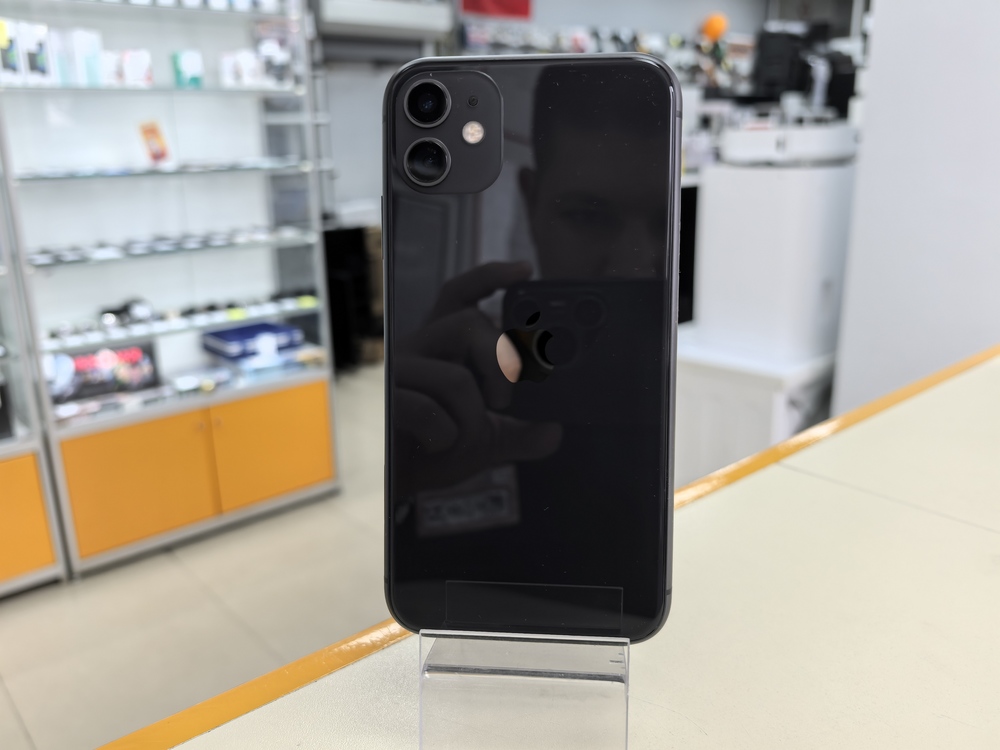 Смартфон Apple iPhone 11 128Gb