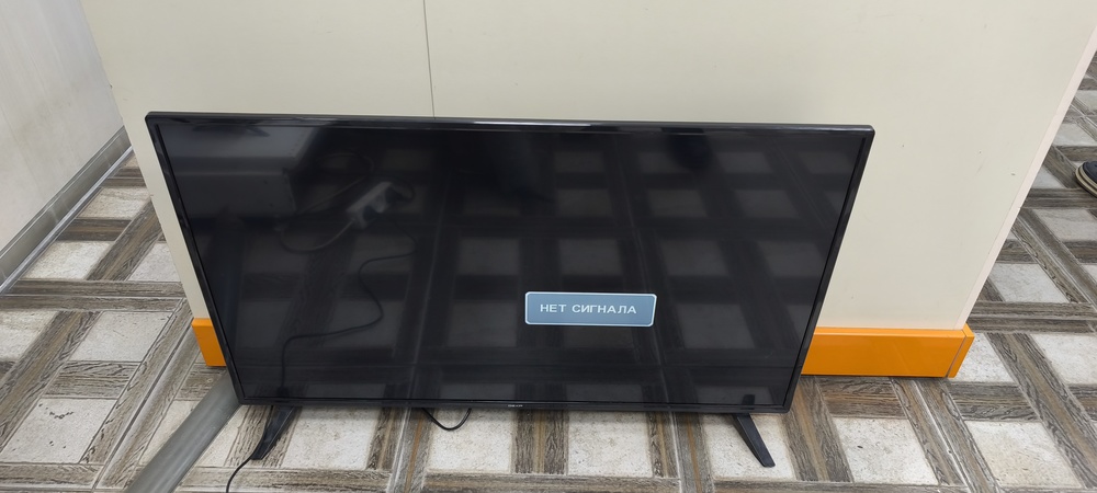 LED Телевизор Dexp H39D7100E;