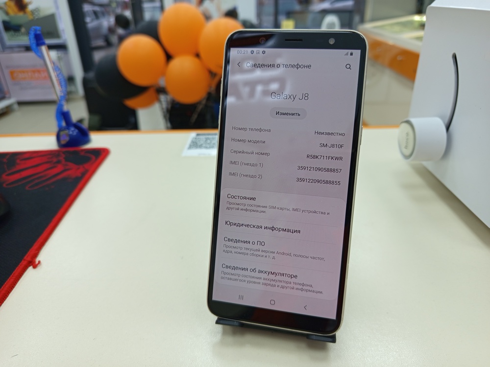 Смартфон Samsung Galaxy J8 3/32 (2018)