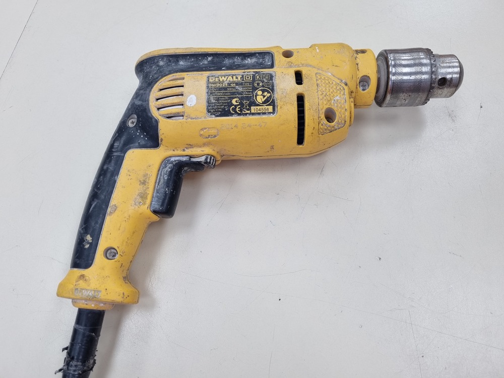 Дрель-ударная Dewalt dwd024-ks;
