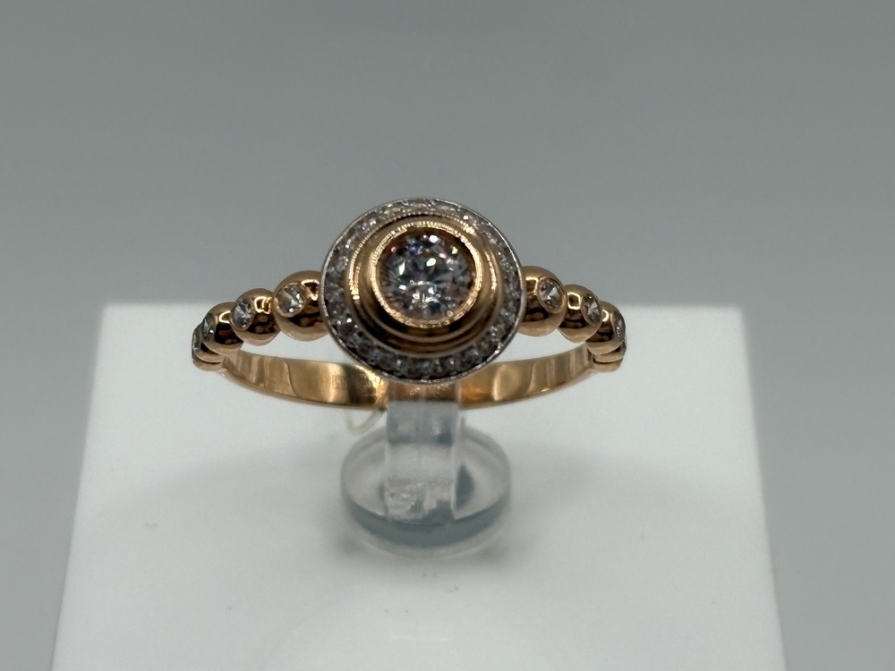 КОЛЬЦО С КАМНЯМИ (Au 585)