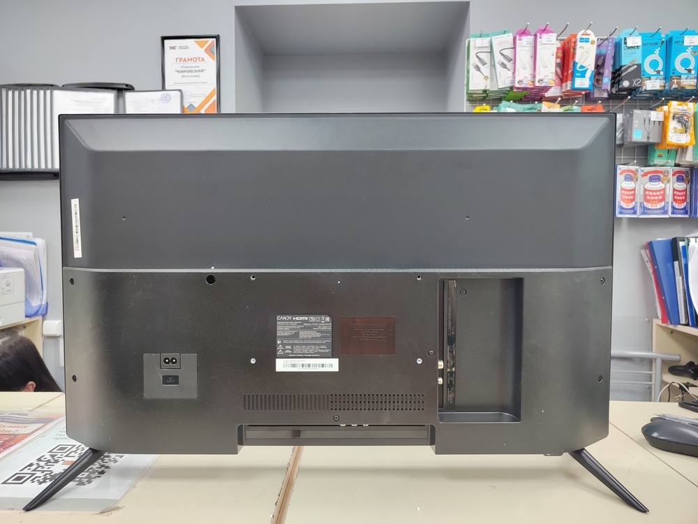 LED Телевизор Candy Uno 32