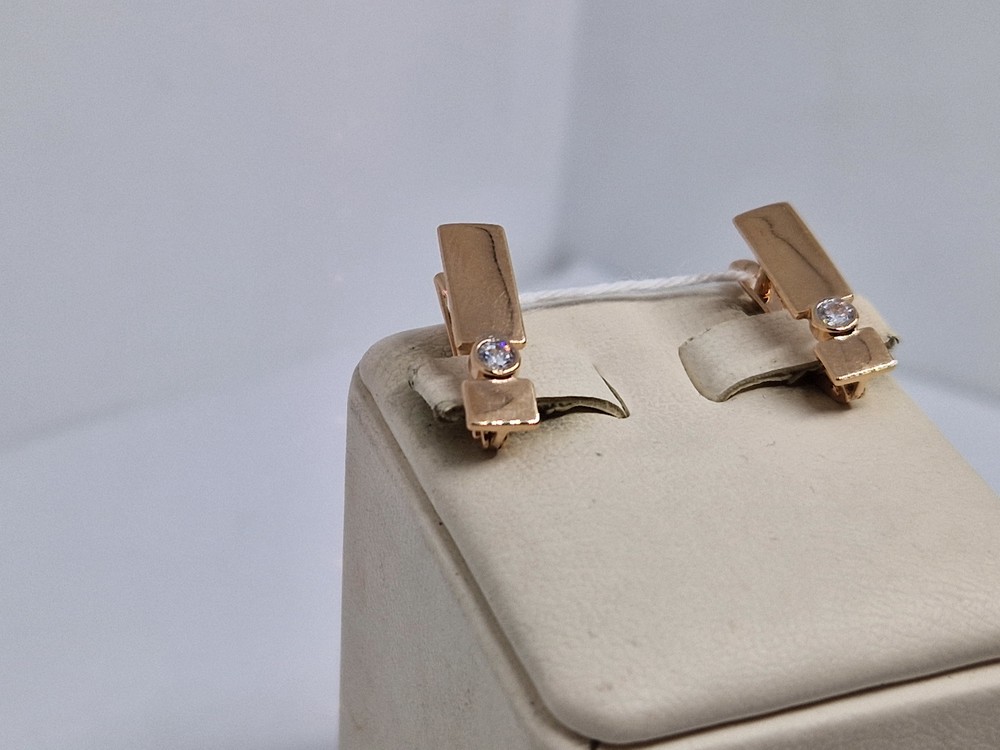 СКМ585 СЕРЬГИ С КАМНЕМ (Au 585)