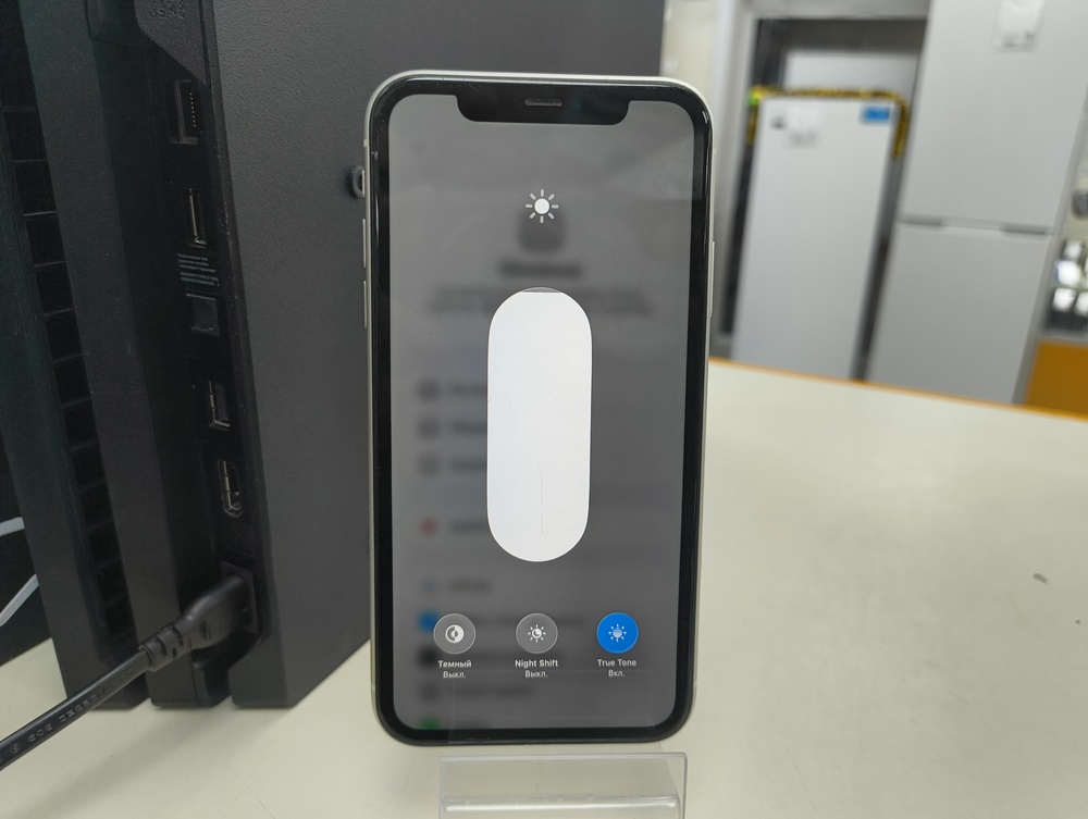 Смартфон Apple iPhone 11 64Gb