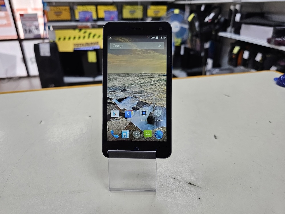 Смартфон ZTE L370