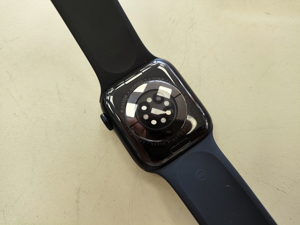 Смарт-часы Apple Watch Series 7 41mm