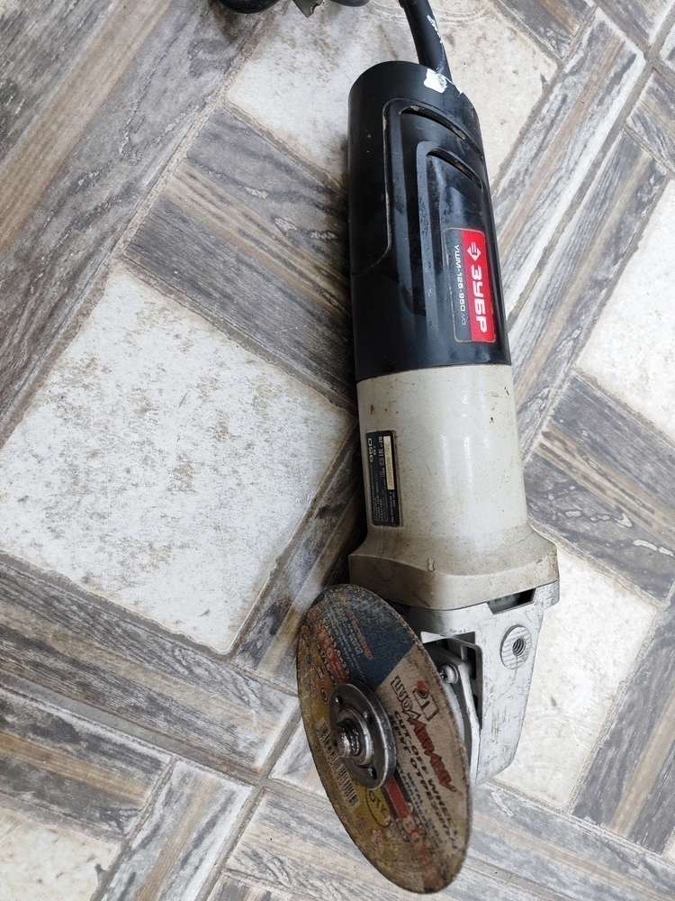 УШМ (Болгарки) Зубр УШМ-125-950;