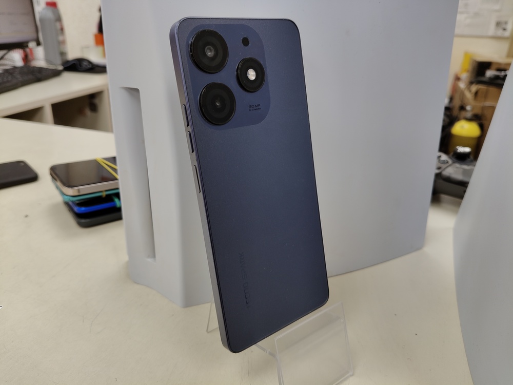 Смартфон Tecno Spark 10 Pro 8/256