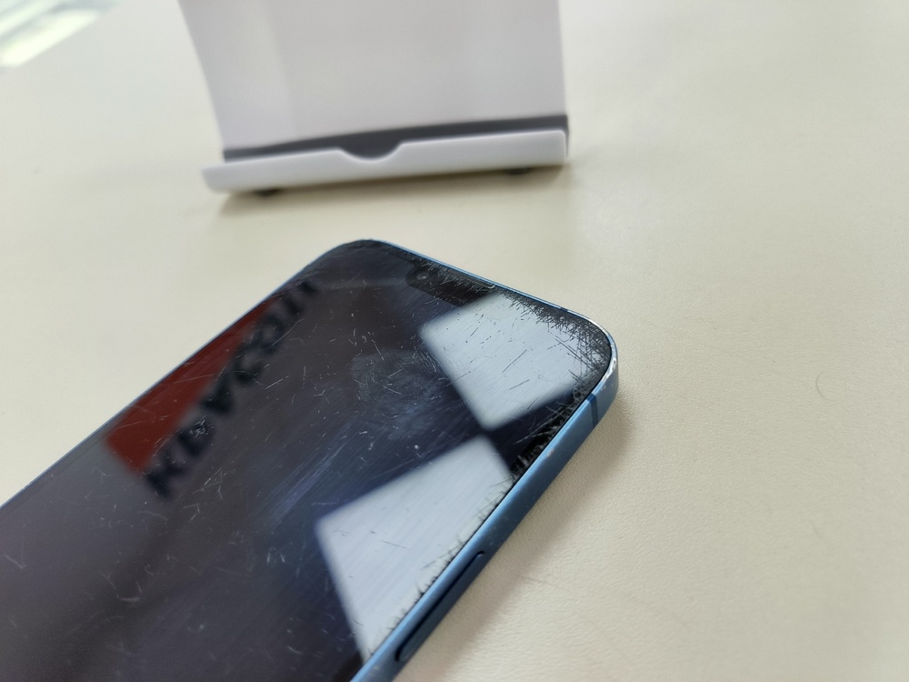 Смартфон Apple iPhone 13 128Gb