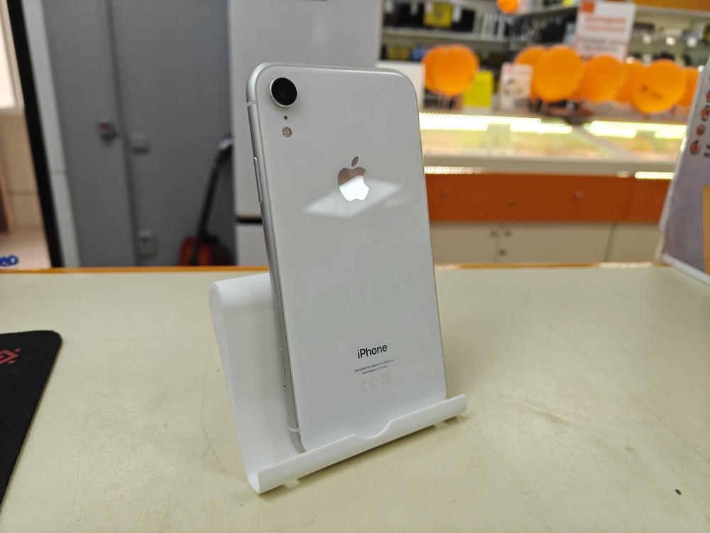 Смартфон Apple iPhone Xr 64Gb