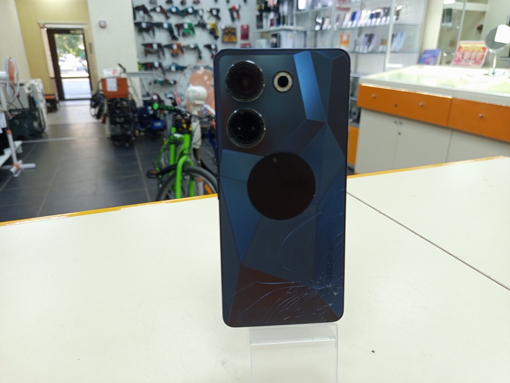 Смартфон Tecno Camon 20 8/256
