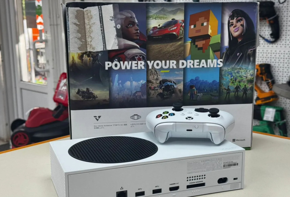 Игровая приставка Xbox Series S 512Gb SSD Игровая приставка Xbox Series S 512Gb SSD