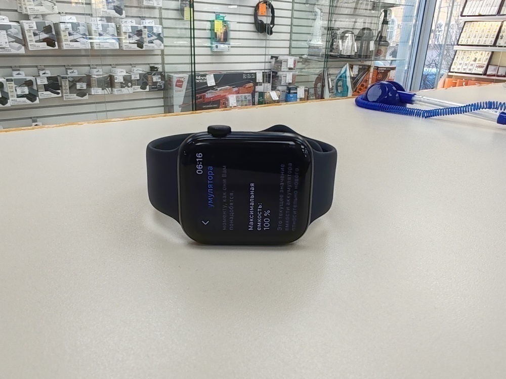 Смарт-часы Apple Watch SE 2022 44mm