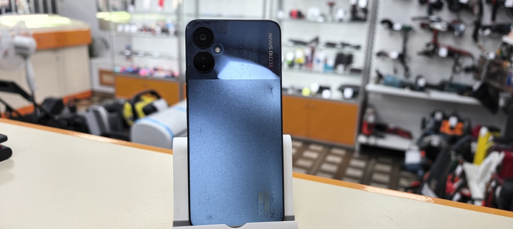 Смартфон Tecno Spark 9 PRO 4/128