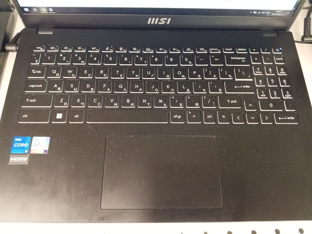 Ноутбук MSI; Core i5-1235U, Intel iris XE Graphics, 8 Гб, 250 Гб, Нет