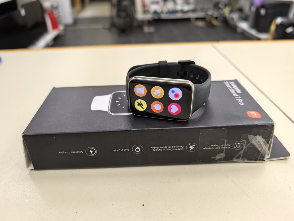 Фитнес-браслет Xiaomi Mi Band 7 Pro