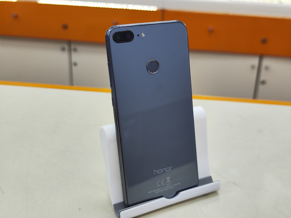 Смартфон Honor 9 Lite 3/32