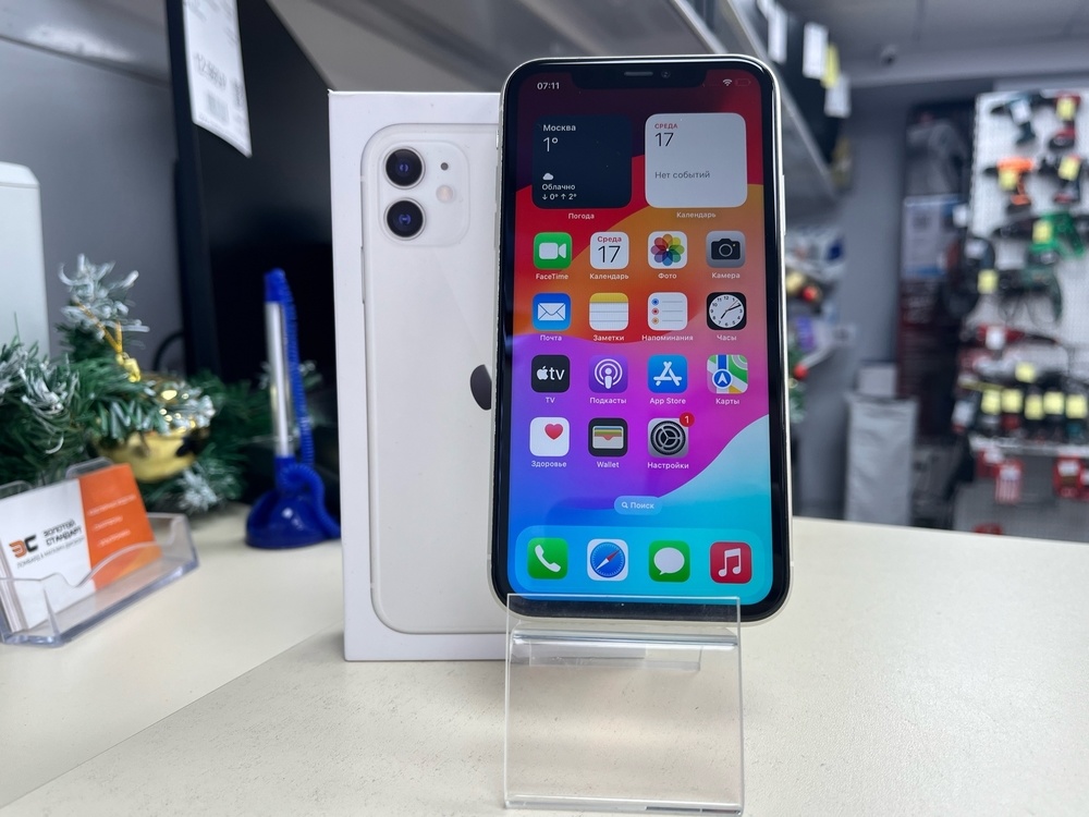 Смартфон Apple iPhone 11 64Gb