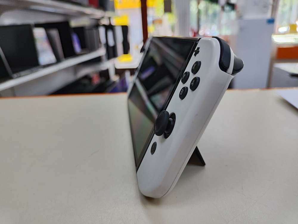 Игровая приставка Nintendo Switch Oled