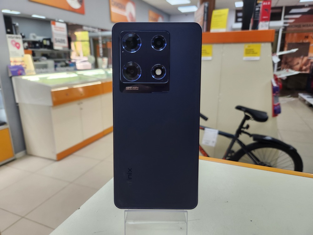 Смартфон Infinix Note 30 PRO 8/256
