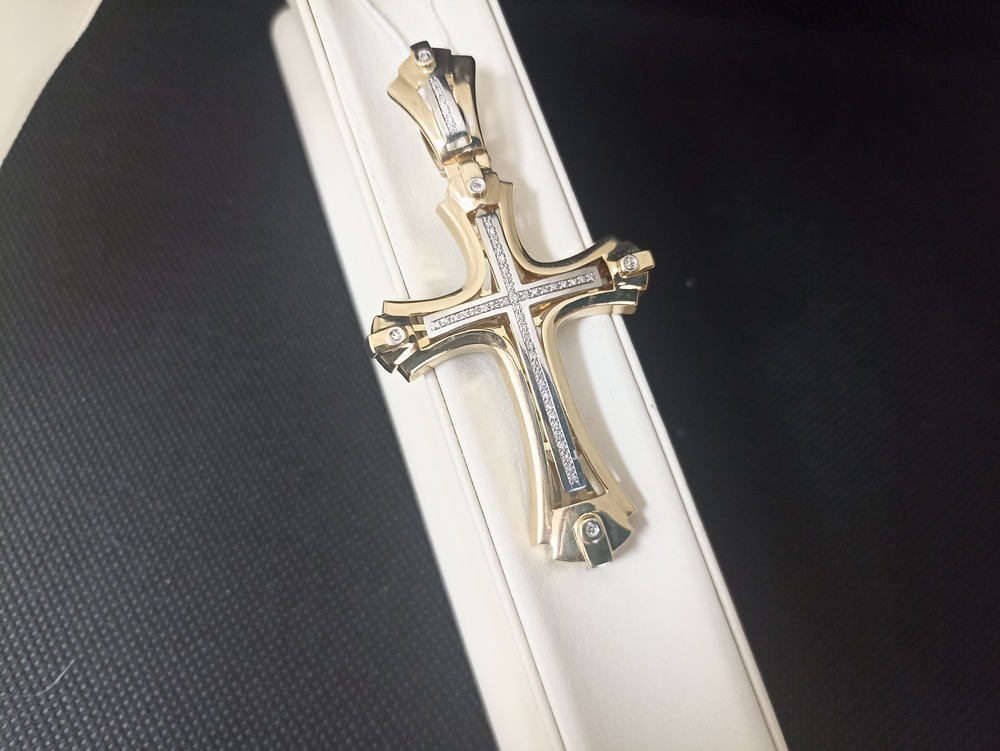 ПОДККИ585 ПОДВЕСКА КРЕСТ С КАМНЯМИ (Au 585)