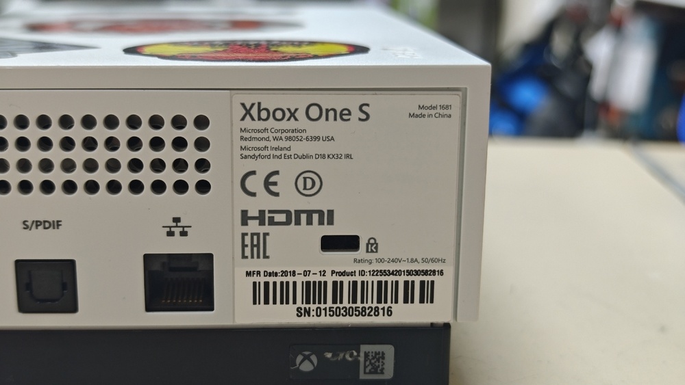 Игровая приставка Xbox One S 1TB