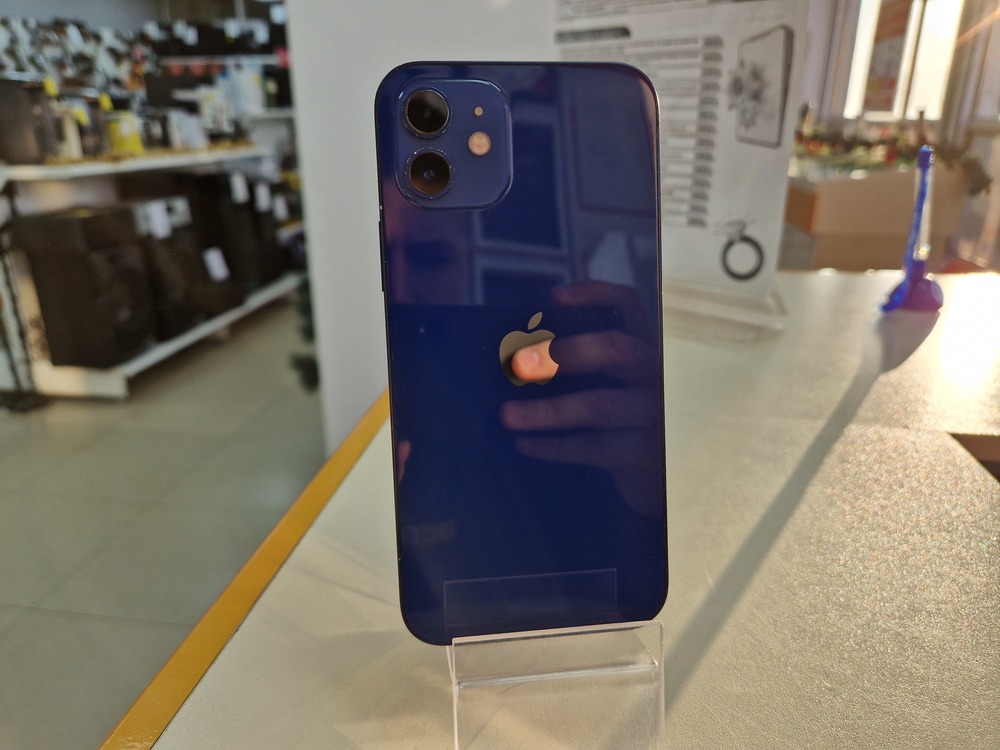 Смартфон Apple iPhone 12 128Gb