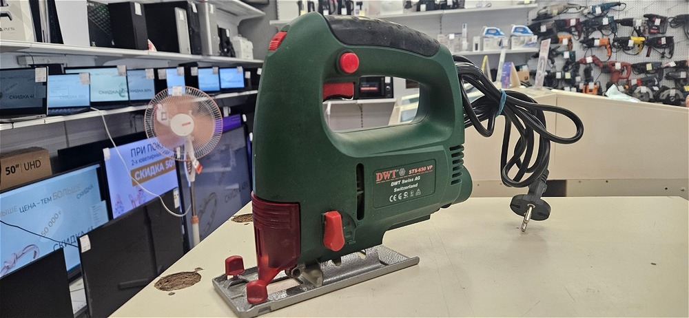 Лобзик DWT STS-650 VP