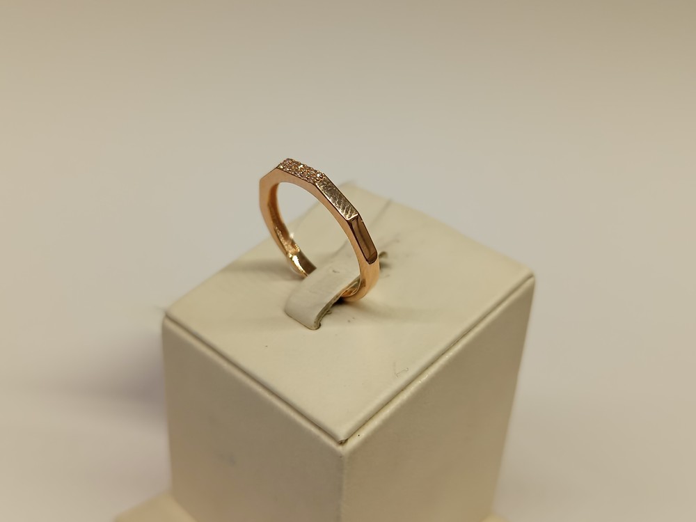 КОЛЬЦО С КАМНЯМИ (Au 585)