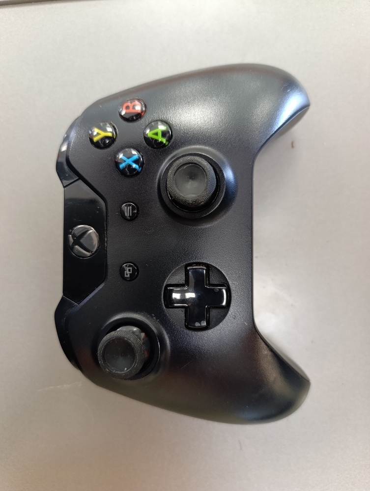 Игровая приставка Xbox One 500Gb