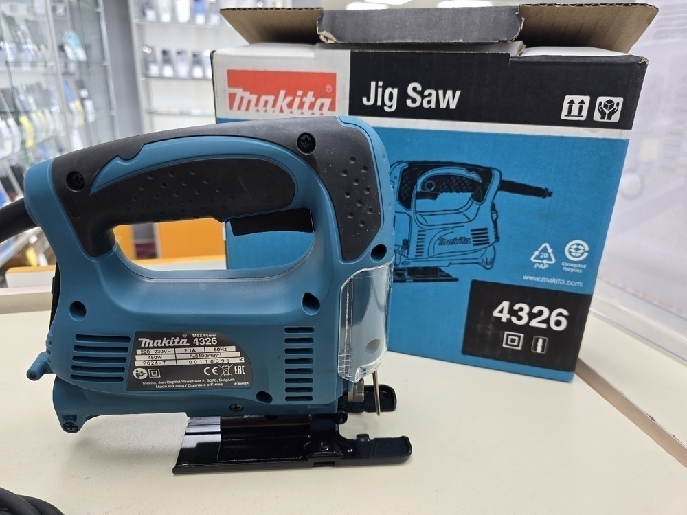 Лобзик Makita 4326;