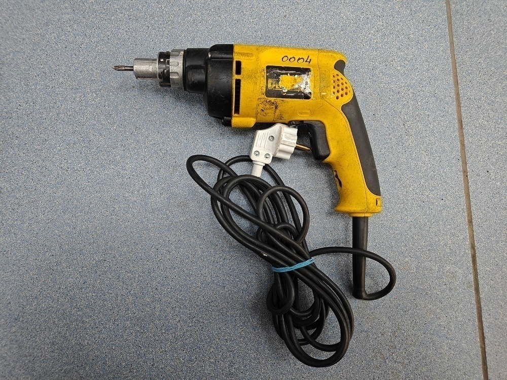 Шуруповерт Dewalt DW 269