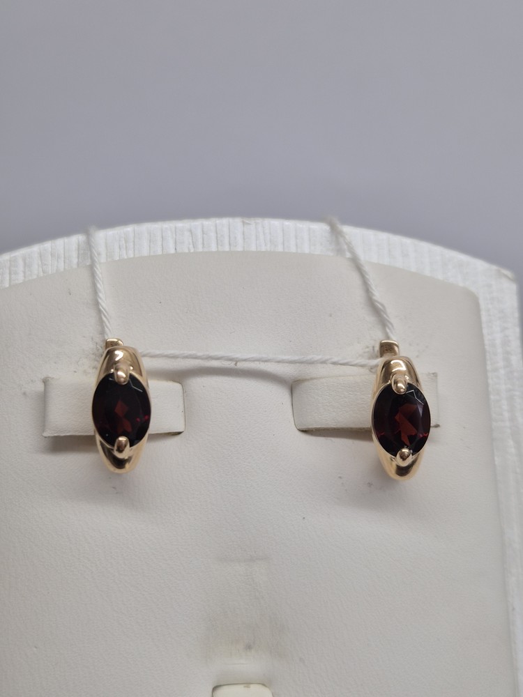 СКМ585 СЕРЬГИ С КАМНЕМ (Au 585)