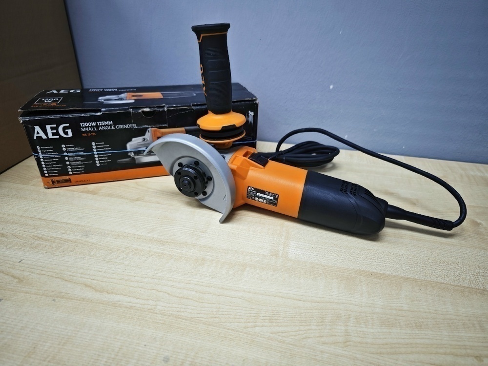 Угловая шлифмашина AEG WS 12-125