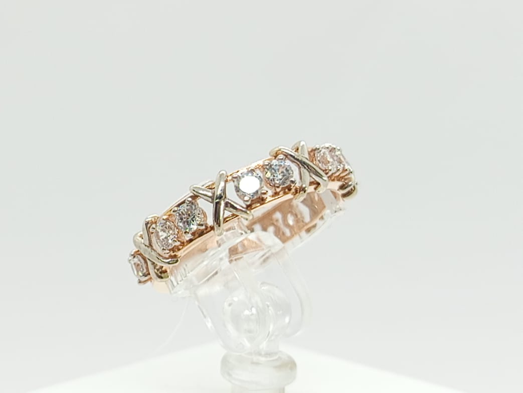 КОЛЬЦО С КАМНЯМИ (Au 585)