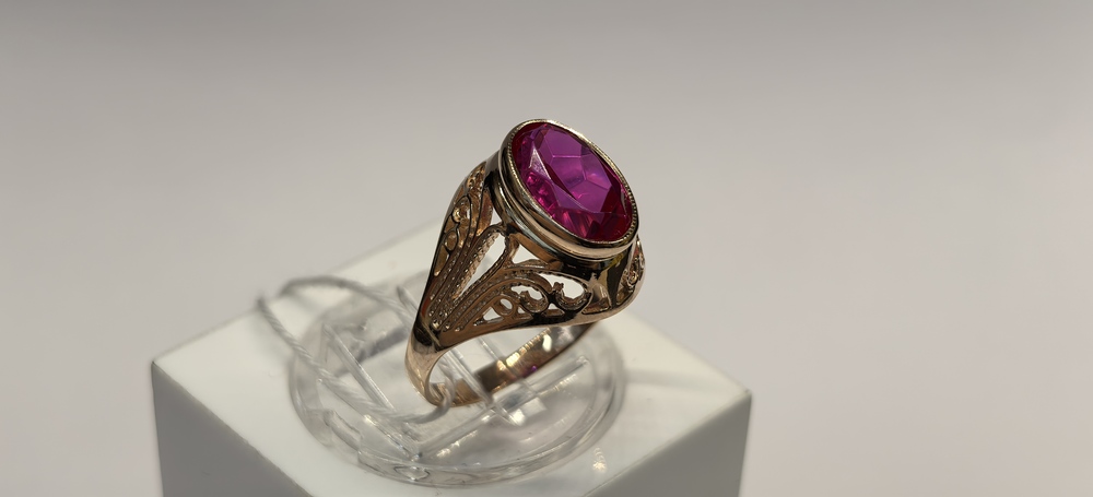 КОЛКМ583 КОЛЬЦО С КАМНЕМ (Au 583)